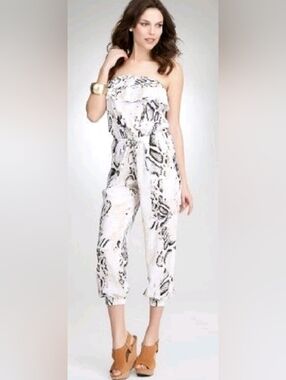 bebe Strapless Snake-Print Ruffle Jumpsuit in White Cream and Black Size S